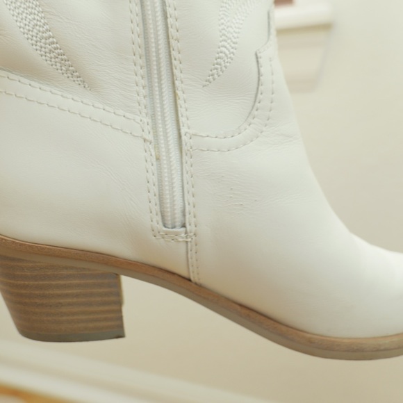 Dolce Vita Knee High Embroidered Boots - Picture 6 of 8